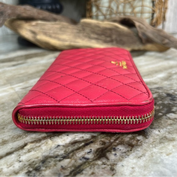 PRADA - Quilting wallet w/ box & COA - Picture 3 of 12